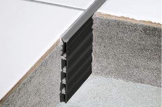 Afbeelding van Schlüter EZG70 Grijs 7mm (2,5m)